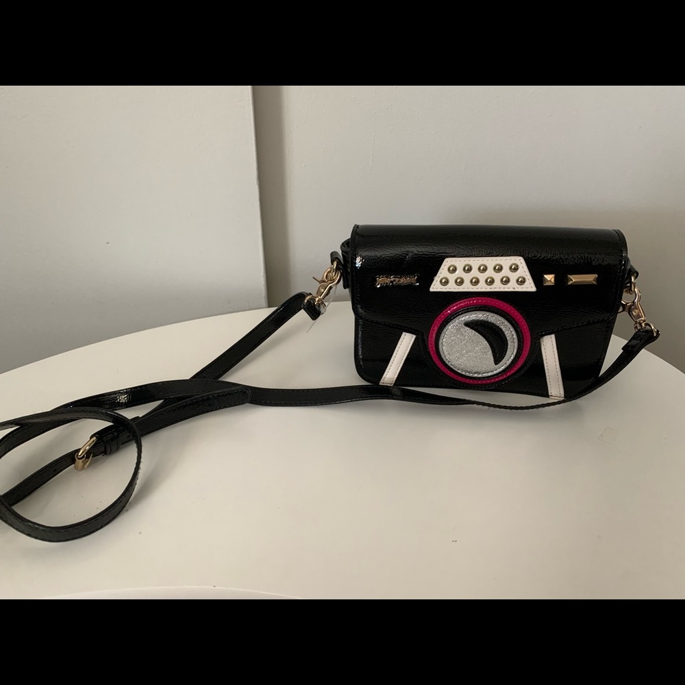 Betsey Johnson crossbody purse black camera-shaped